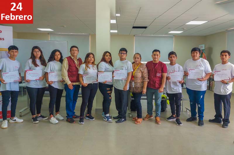 Entrega de Becas para Estudio Superior Técnico - Senati